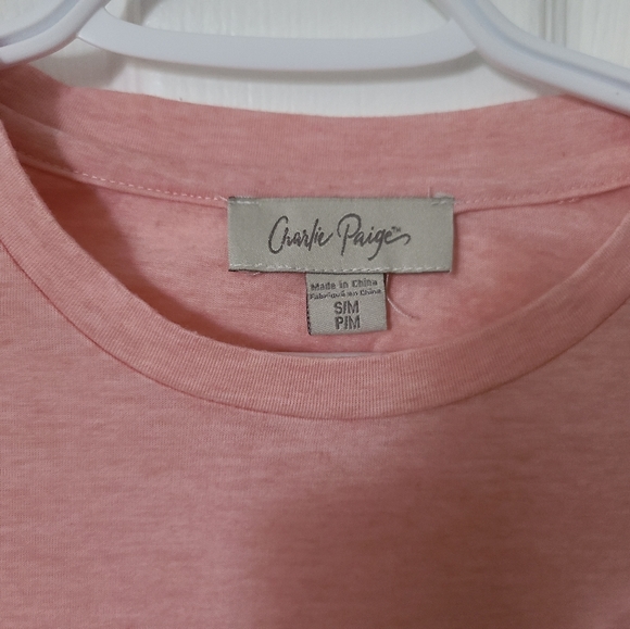 Charlie Paige Tee with bottom knot - Picture 4 of 4